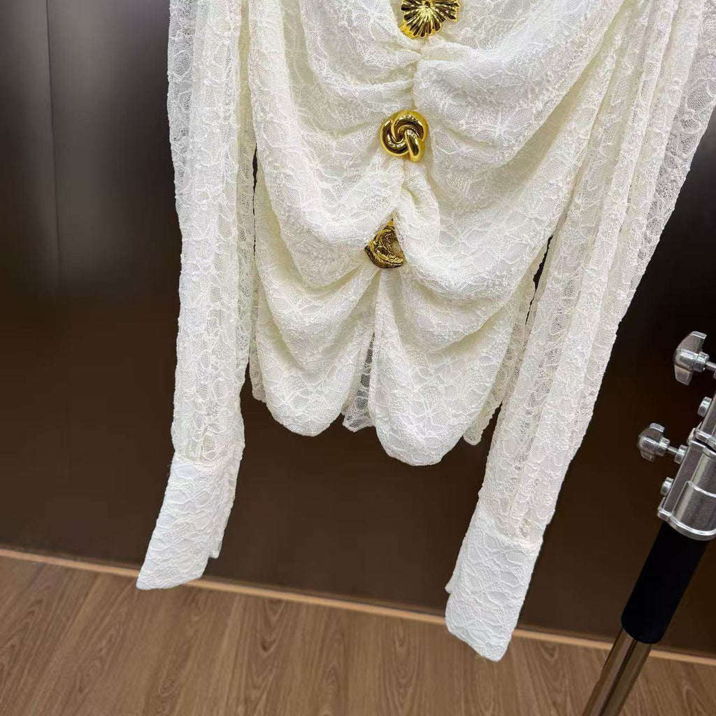 Lace set with buckles