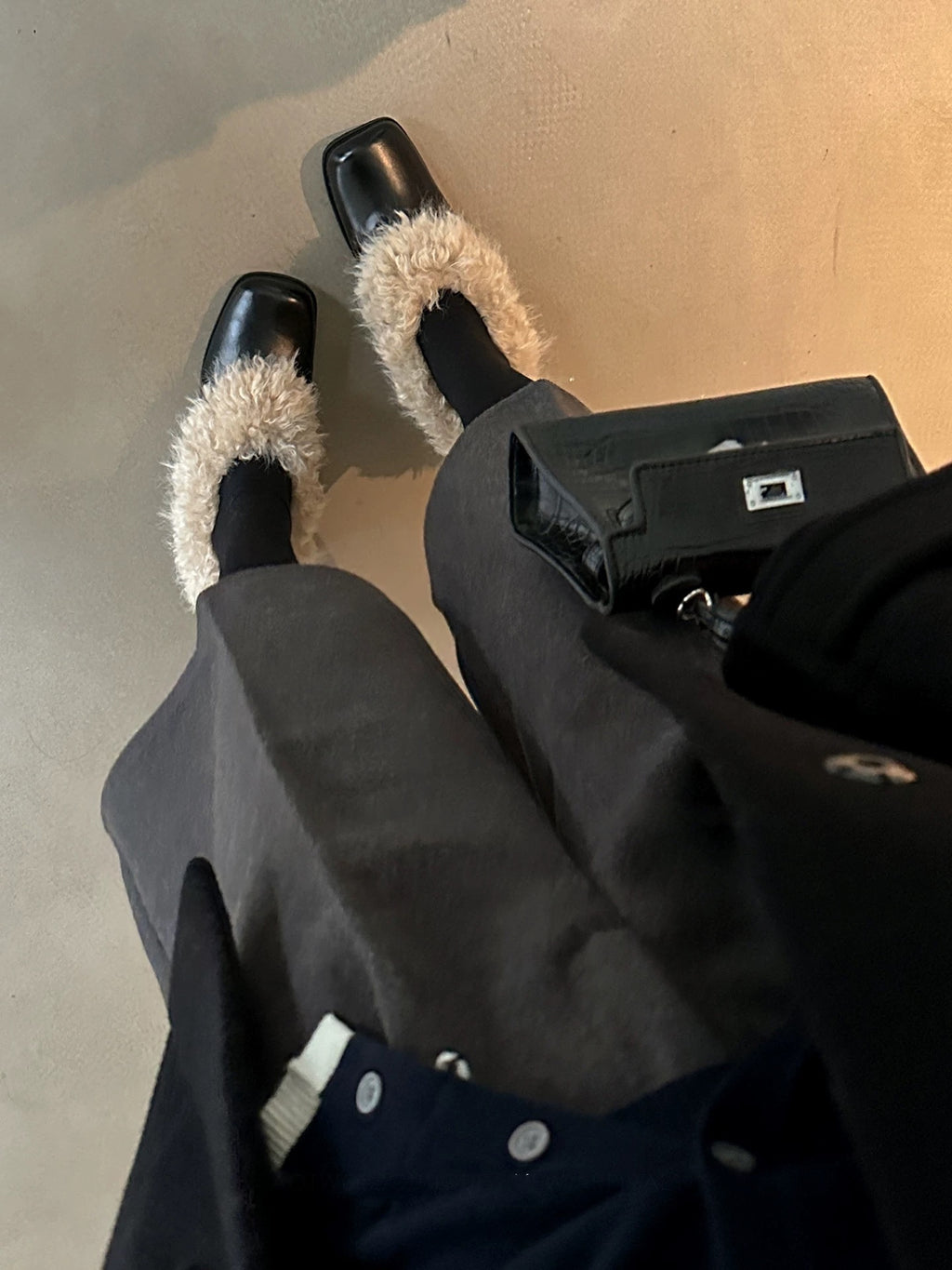 Fashionable and versatile shoes