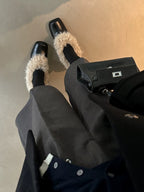 Fashionable and versatile shoes