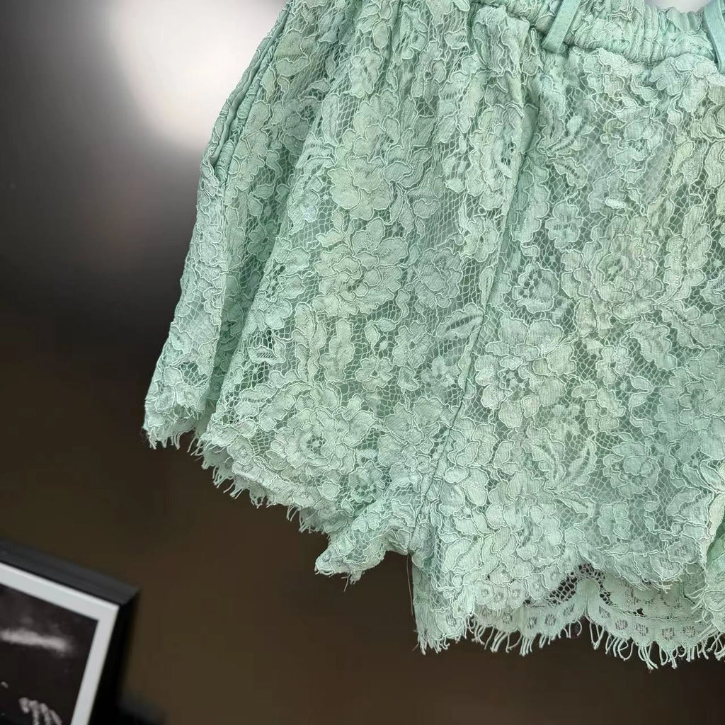 Lace shorts set