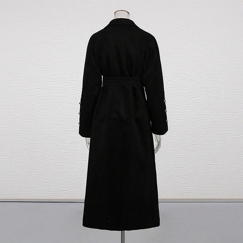 Classic silhouette jacket