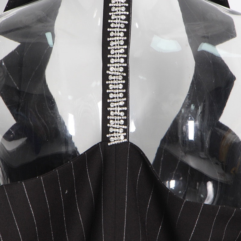 Fashionable hollow out style