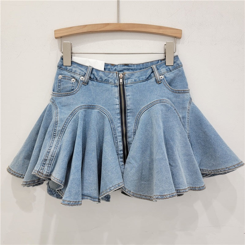 Ruffled denim mini skirt