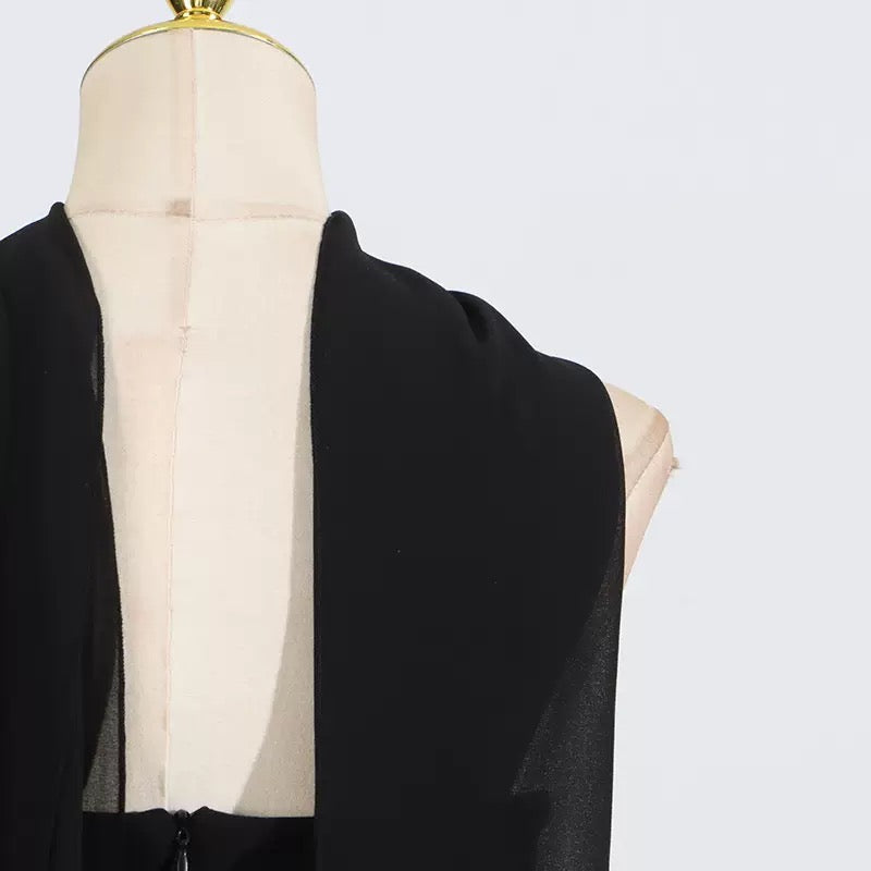 The black maxi dress