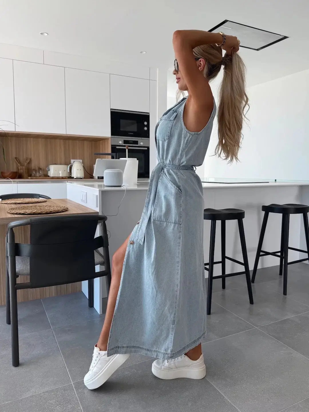Sleeveless jeans dress