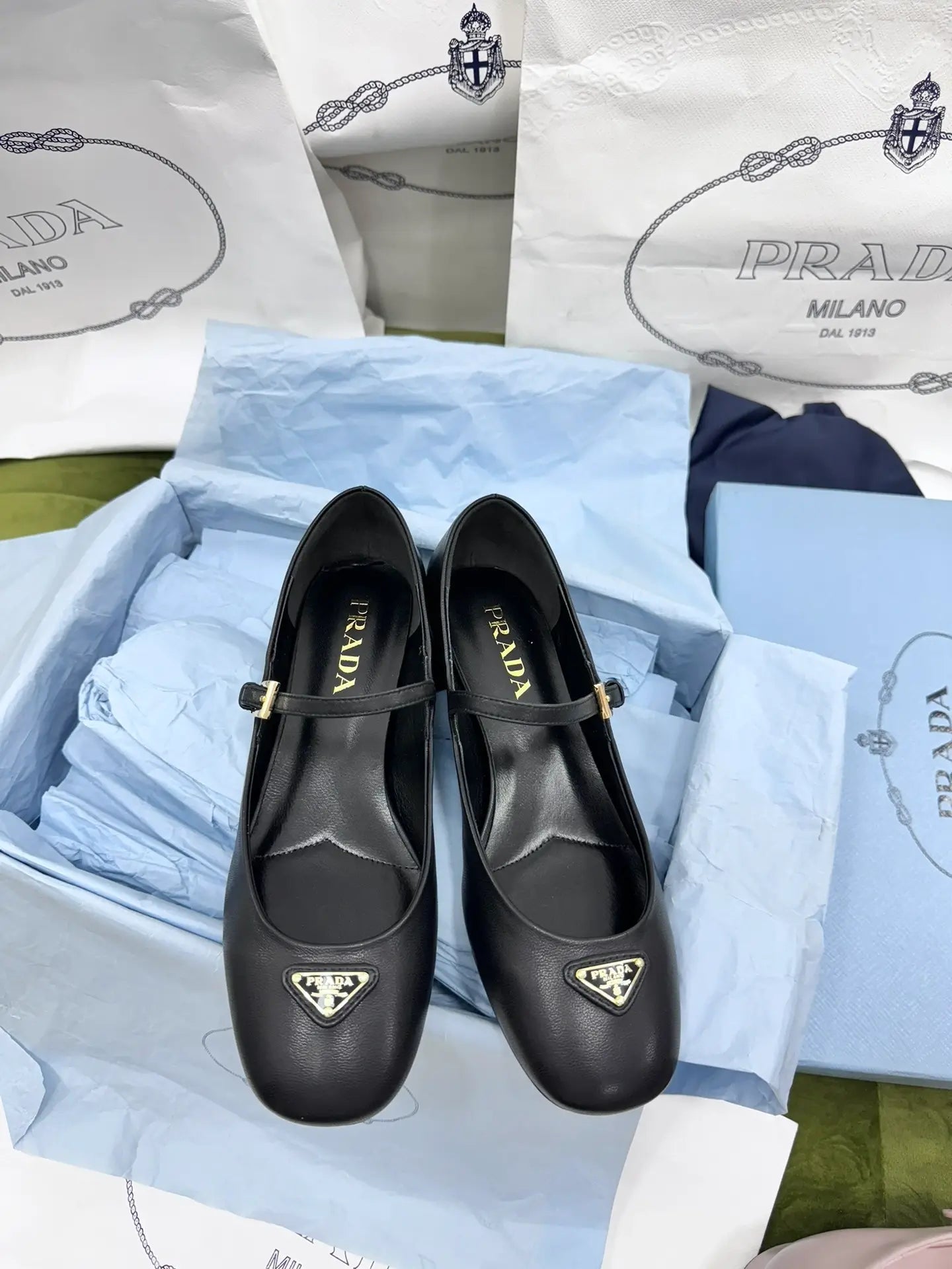 Shoes p*rada