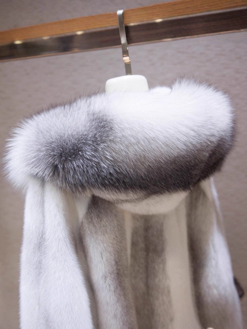 Faux fur coat*large collar&cuffs