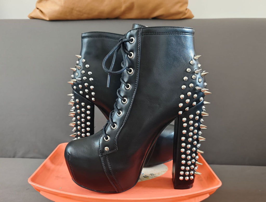 Sexy rivets punk boots