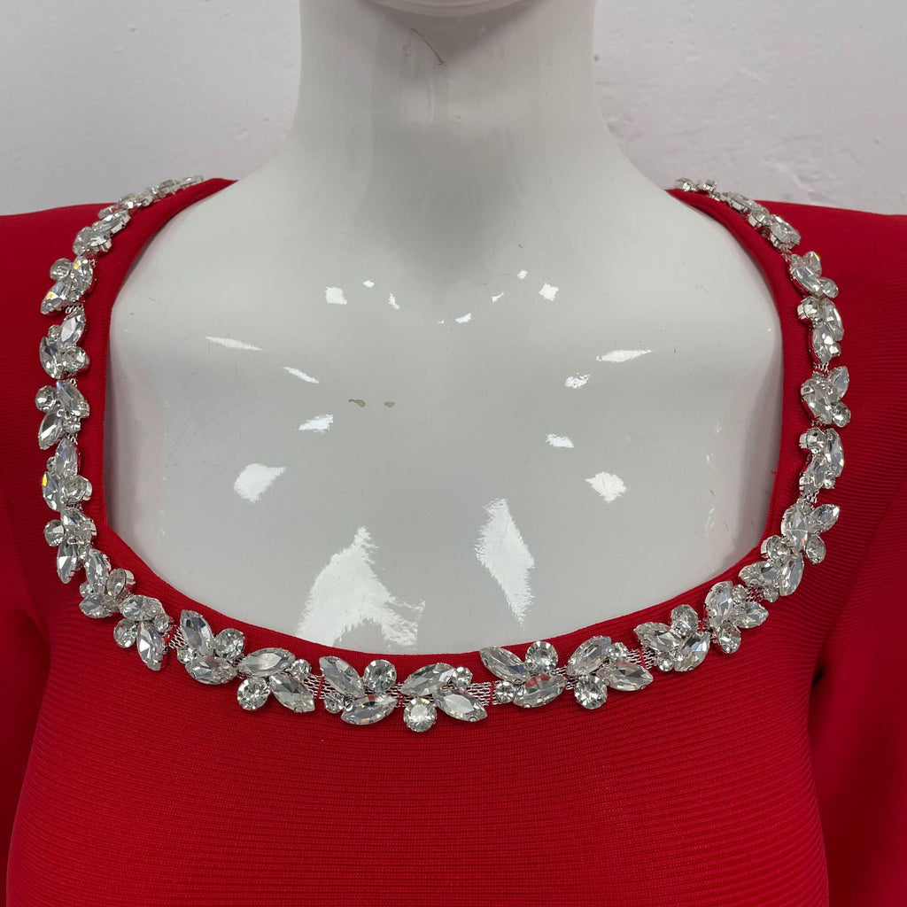 Squared bandage style