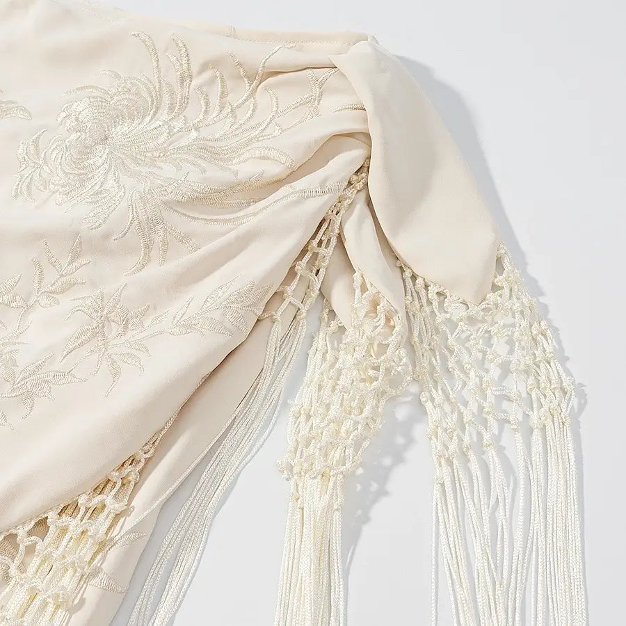 Cross fringes skirt