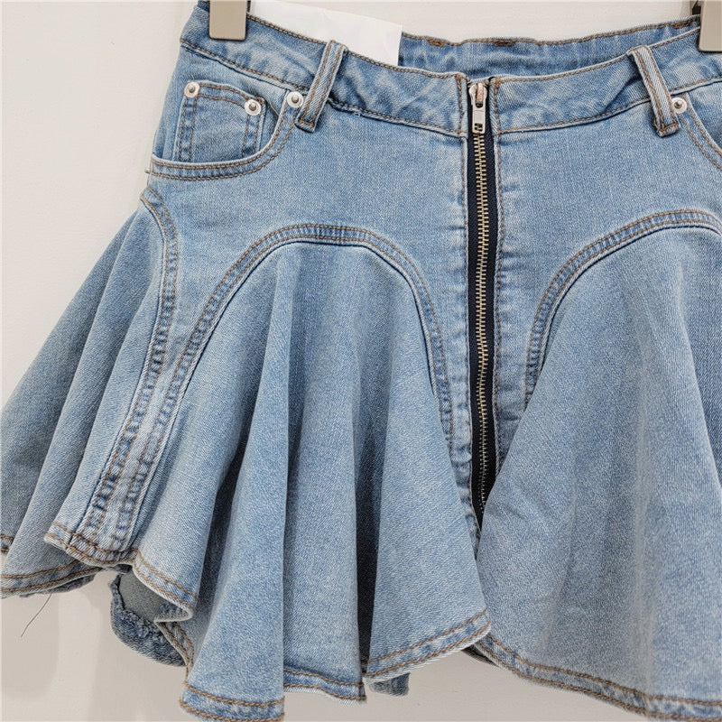 Ruffled denim mini skirt