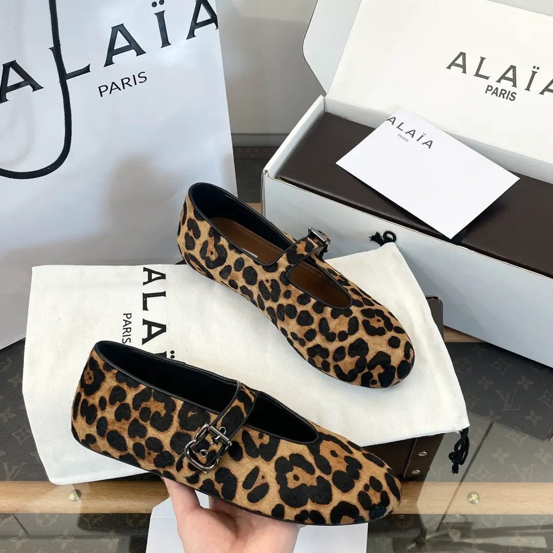 Shoes A*lAiA