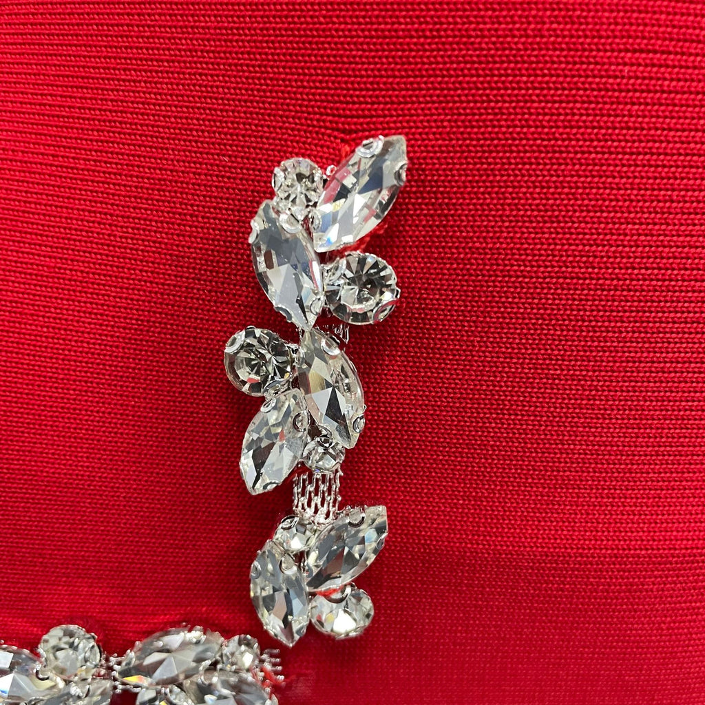 Squared bandage style