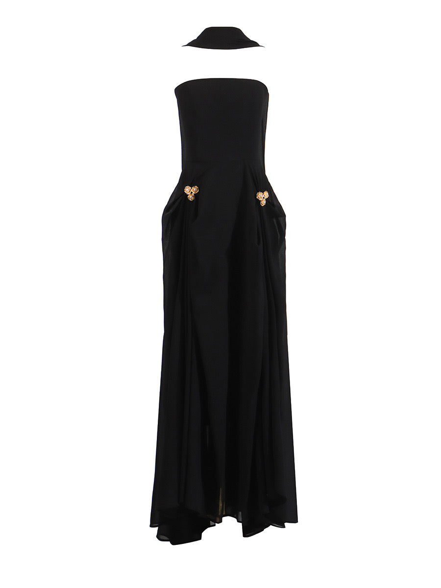 The black maxi dress