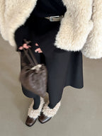 Fashionable and versatile shoes