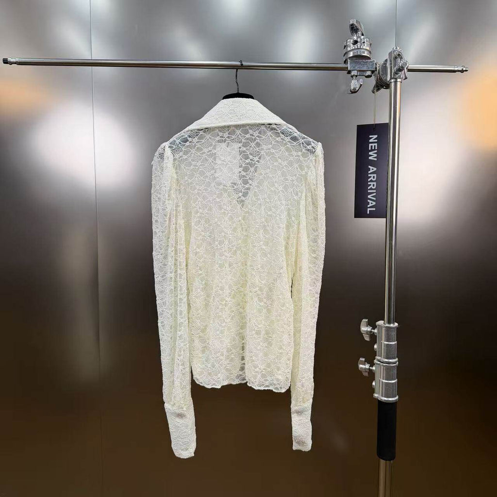 Lace set with buckles