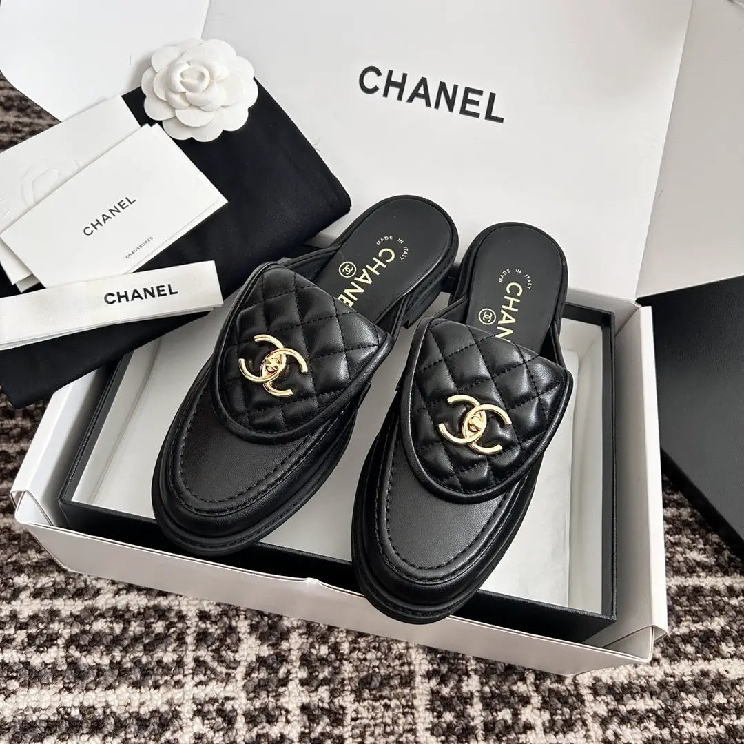 Slippers Ch*anel