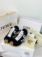 Sneakers lo*ewe
