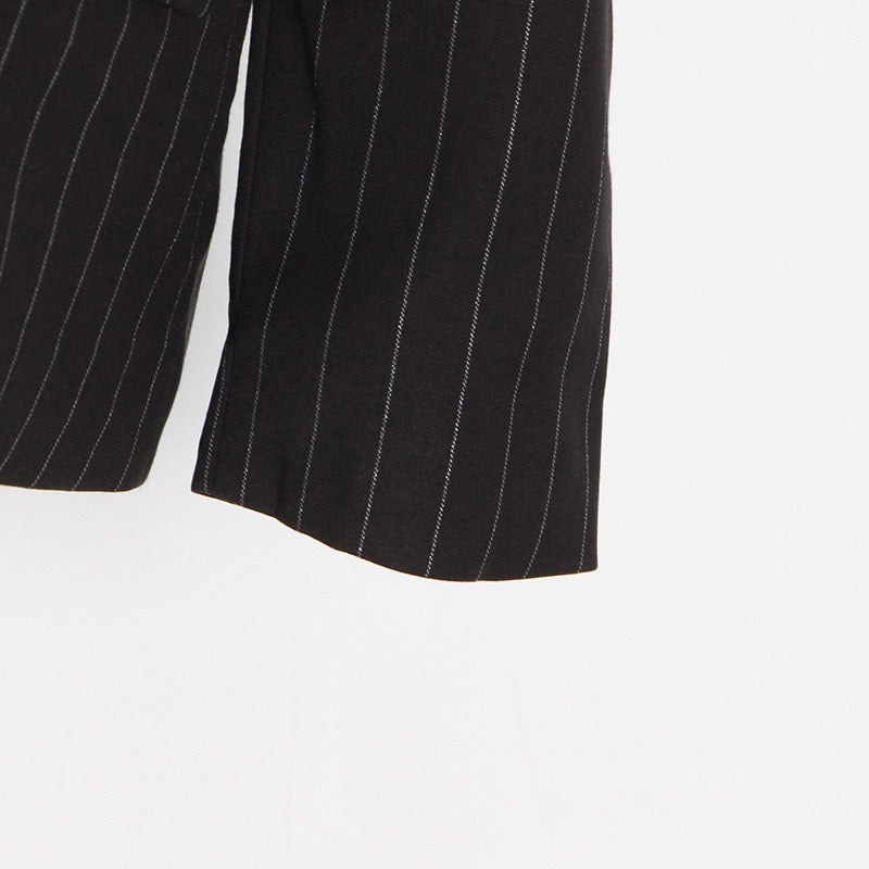 Fashionable hollow out style