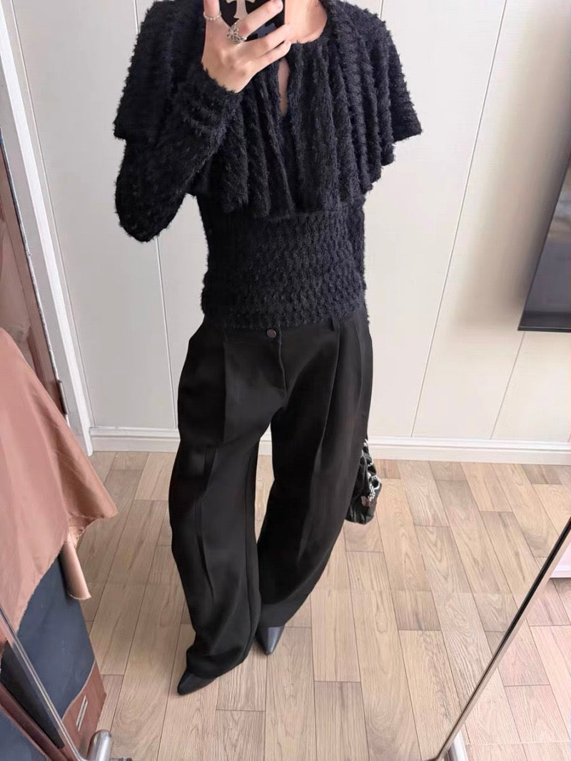 Cape collar cut design