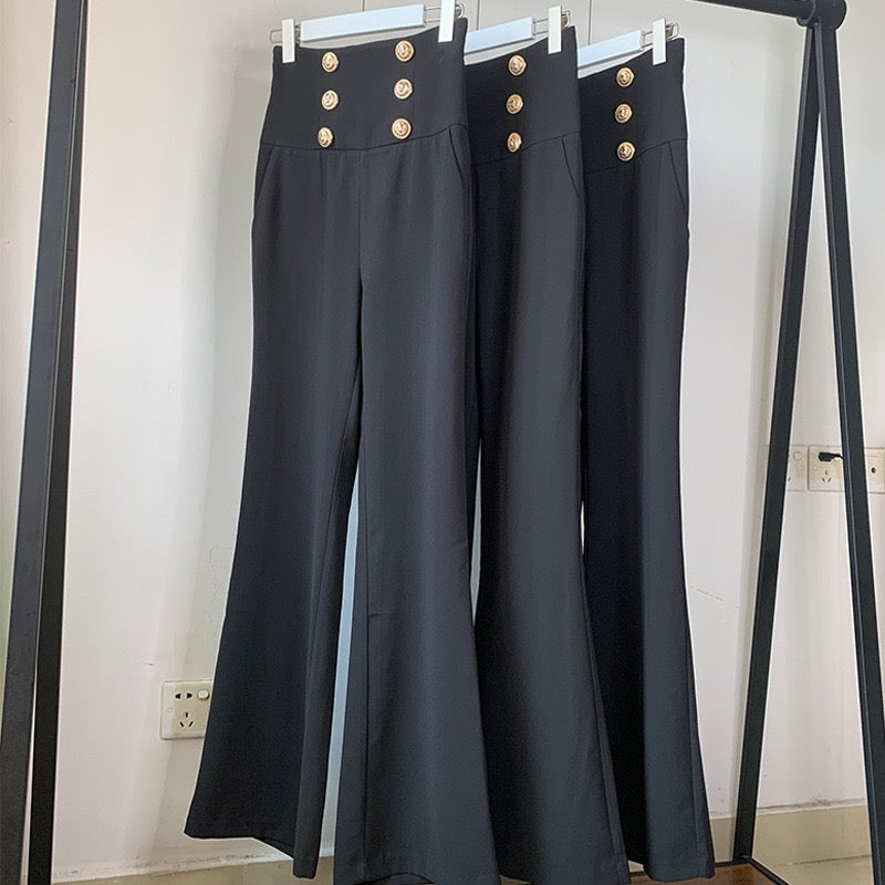 High waist pants with gold buttons
