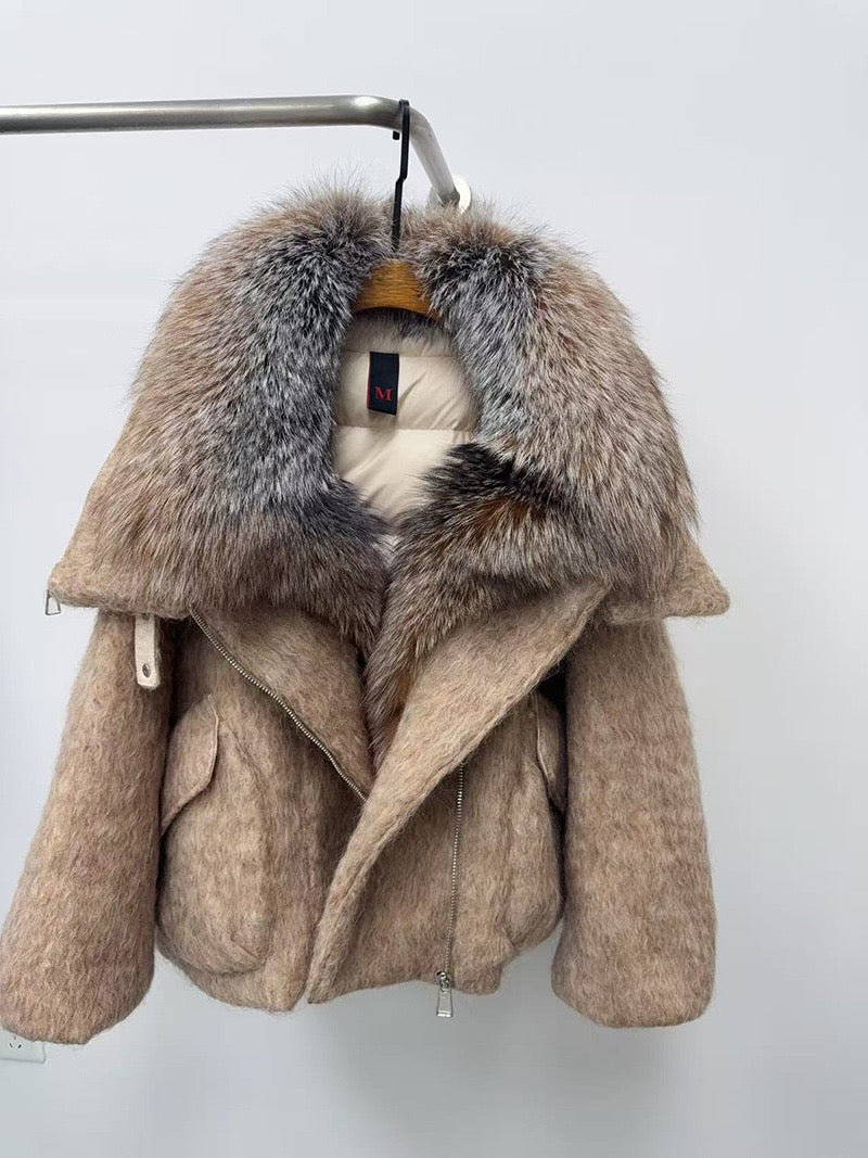 Jacket with fur collar