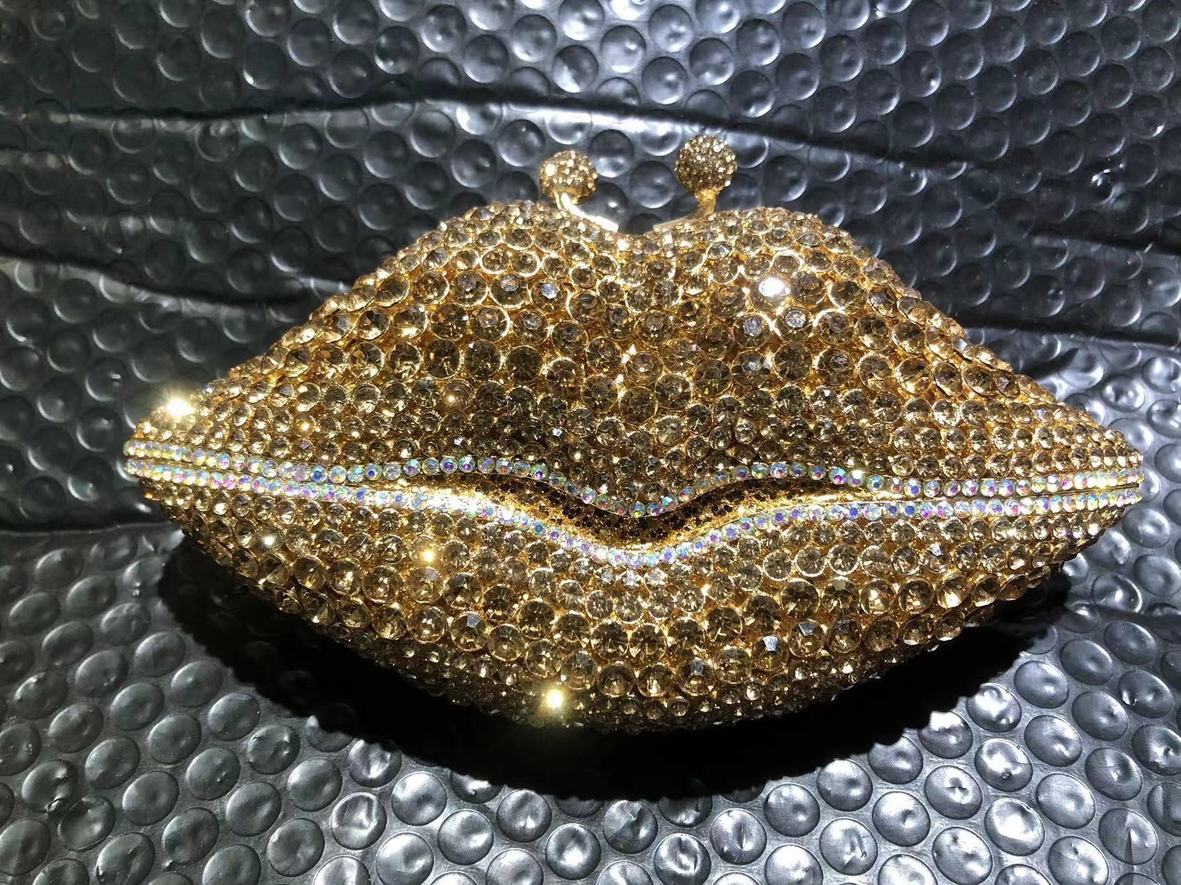Crystal lip diamond bag