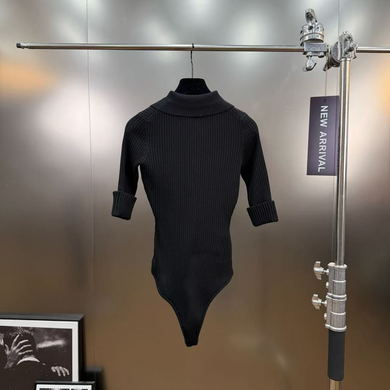 Lapel ribbed belted skirt with top