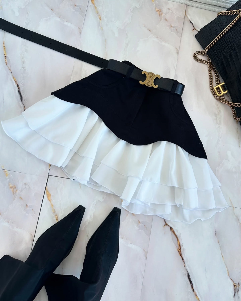 Ruffled cake skirt