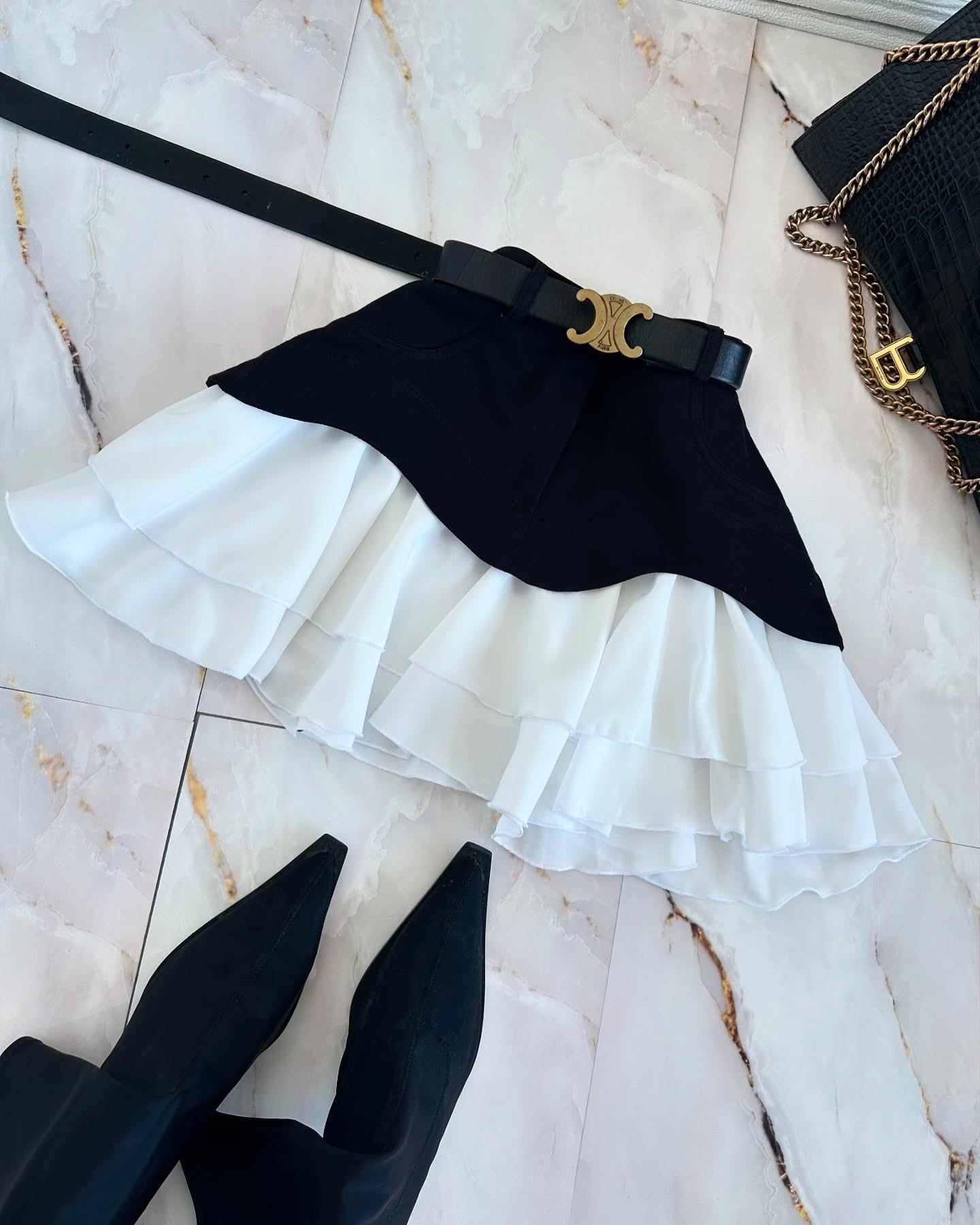 Ruffled cake skirt