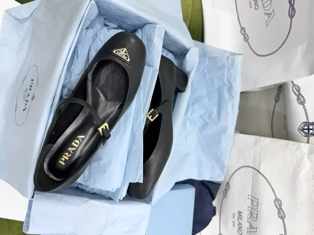 Shoes p*rada