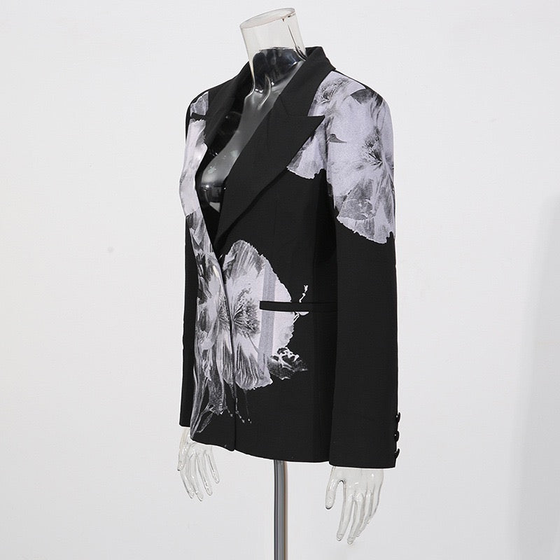 Elegant asymmetric suit