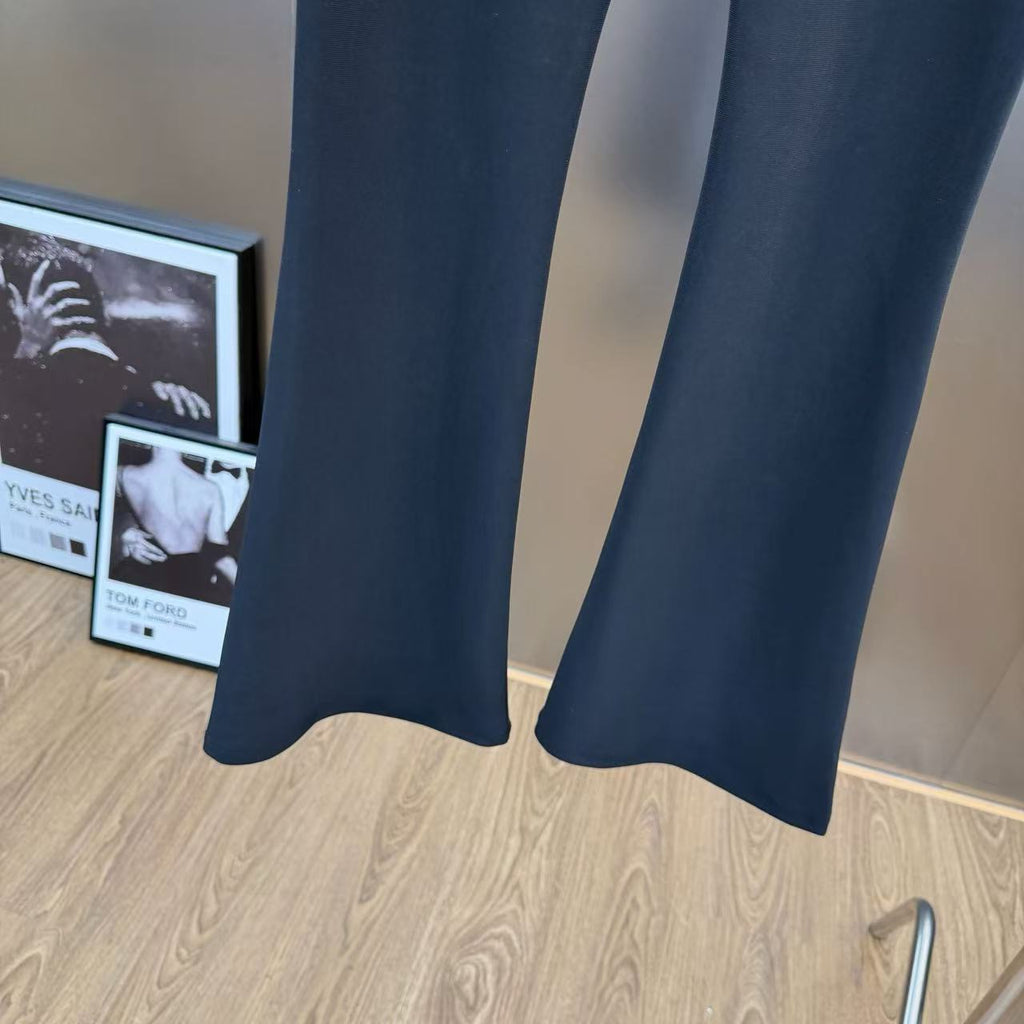 Micro flared slim fit with belt style