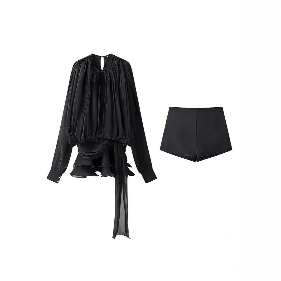 Casual trendy shorts set