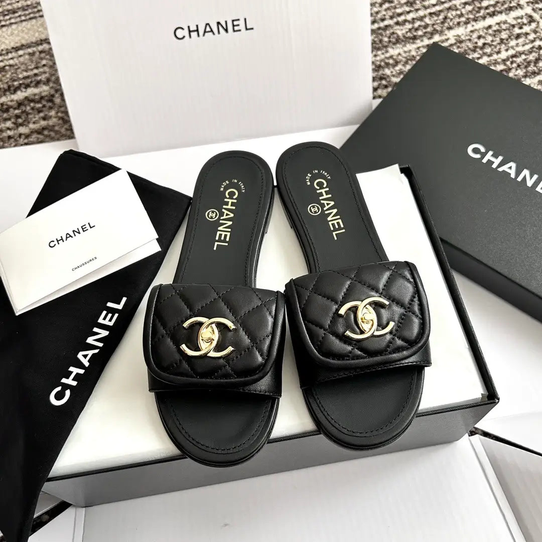 Slippers ch*anel