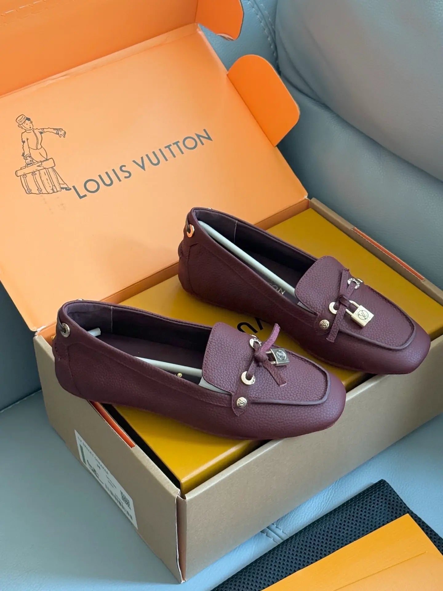 Shoes L*V