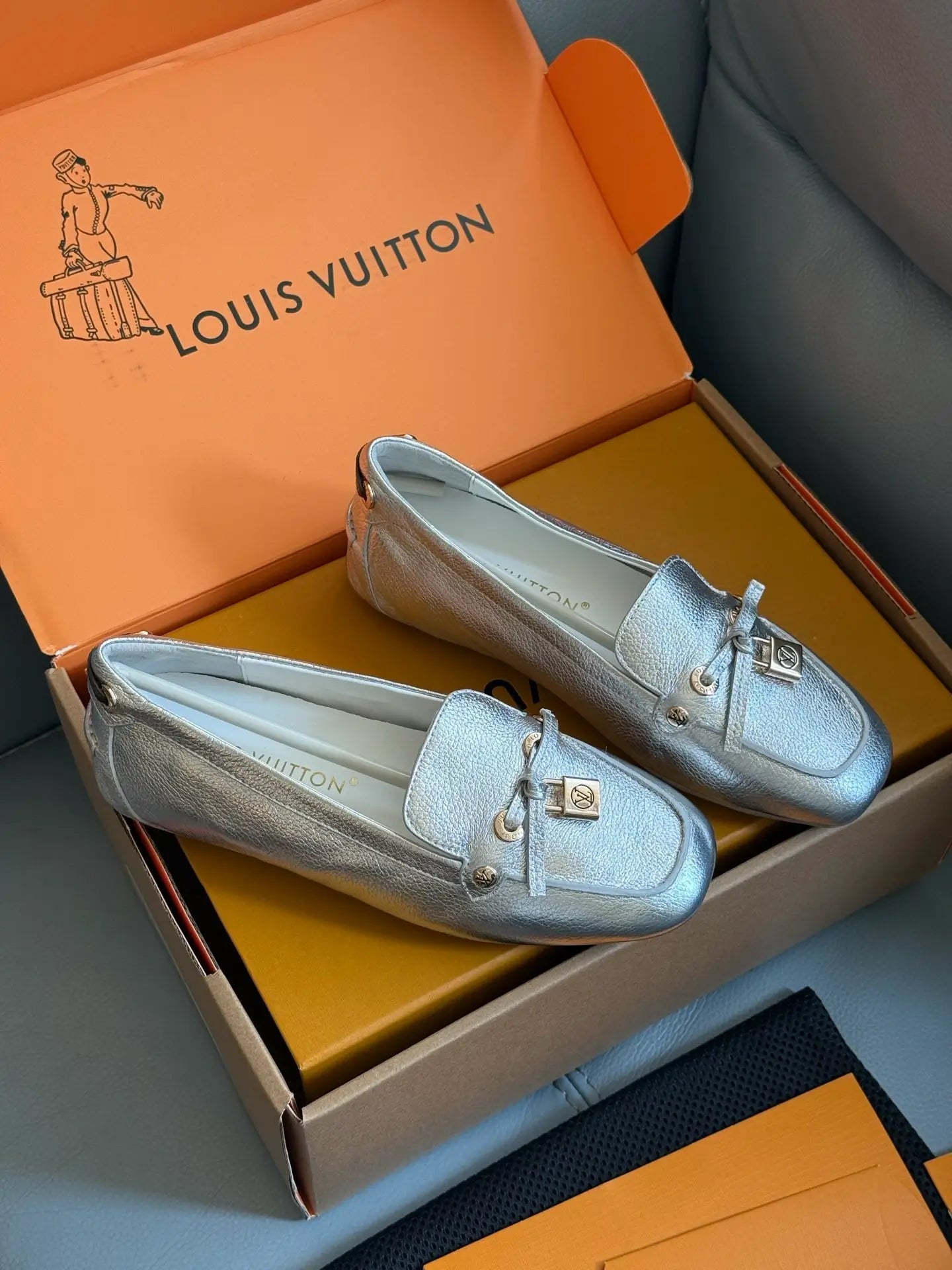 Shoes L*V