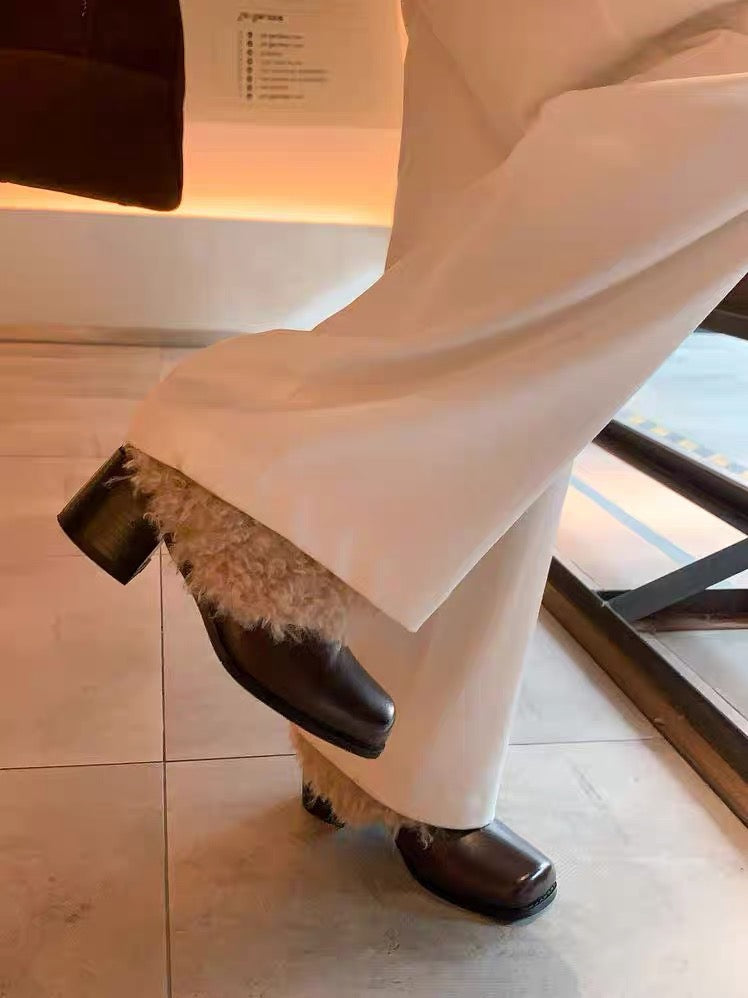 Fashionable and versatile shoes