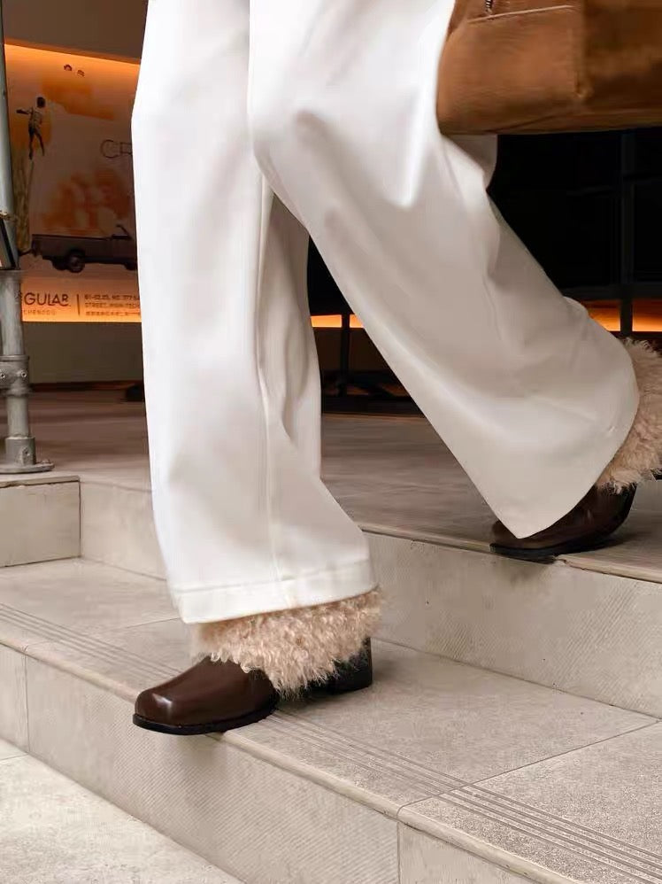 Fashionable and versatile shoes