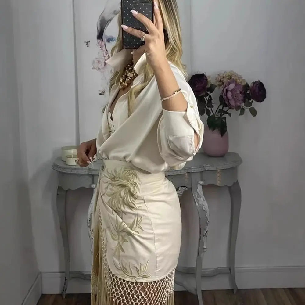 Cross fringes skirt