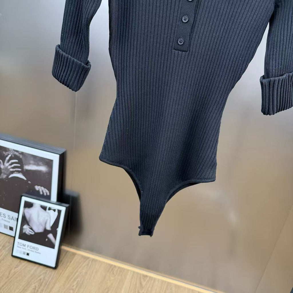 Lapel ribbed belted skirt with top