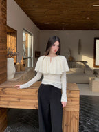 Cape collar cut design