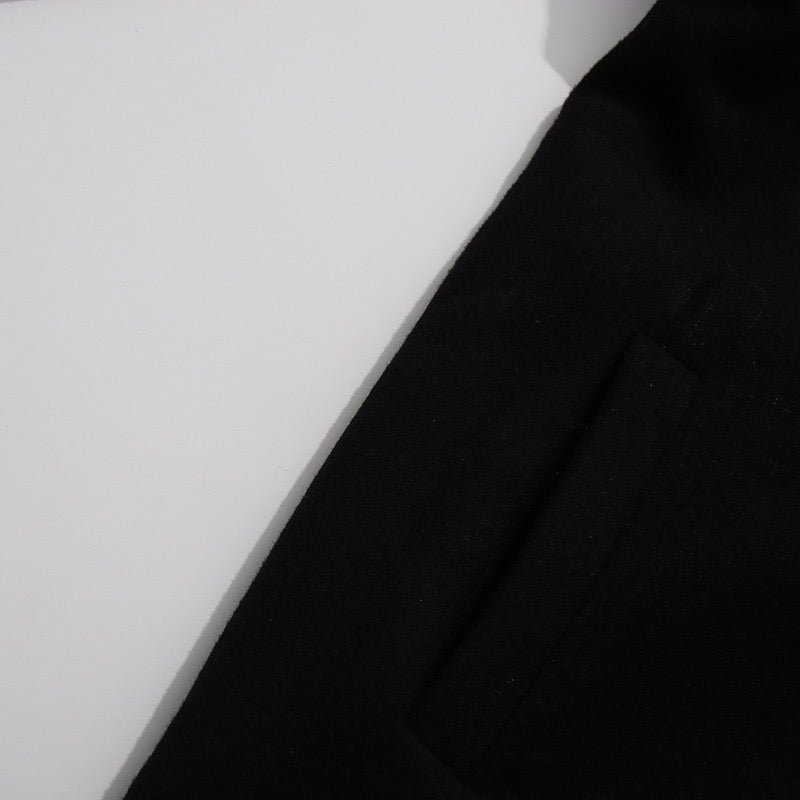 Classic silhouette jacket