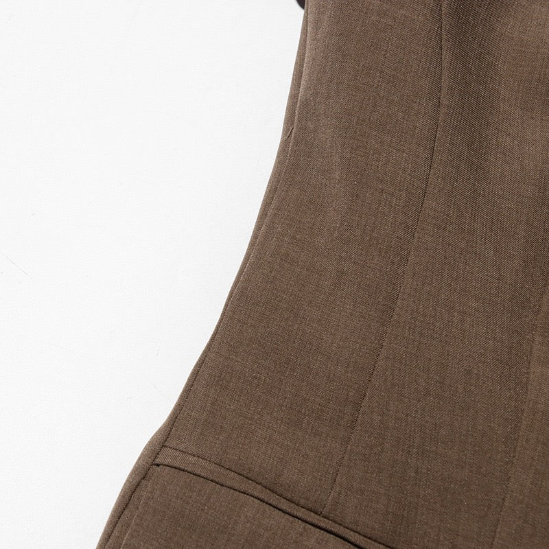 Fashionable one button casual lapel