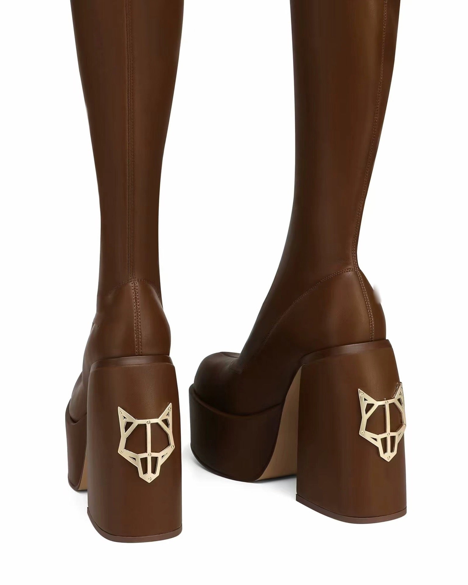 Metal fox fastener boots