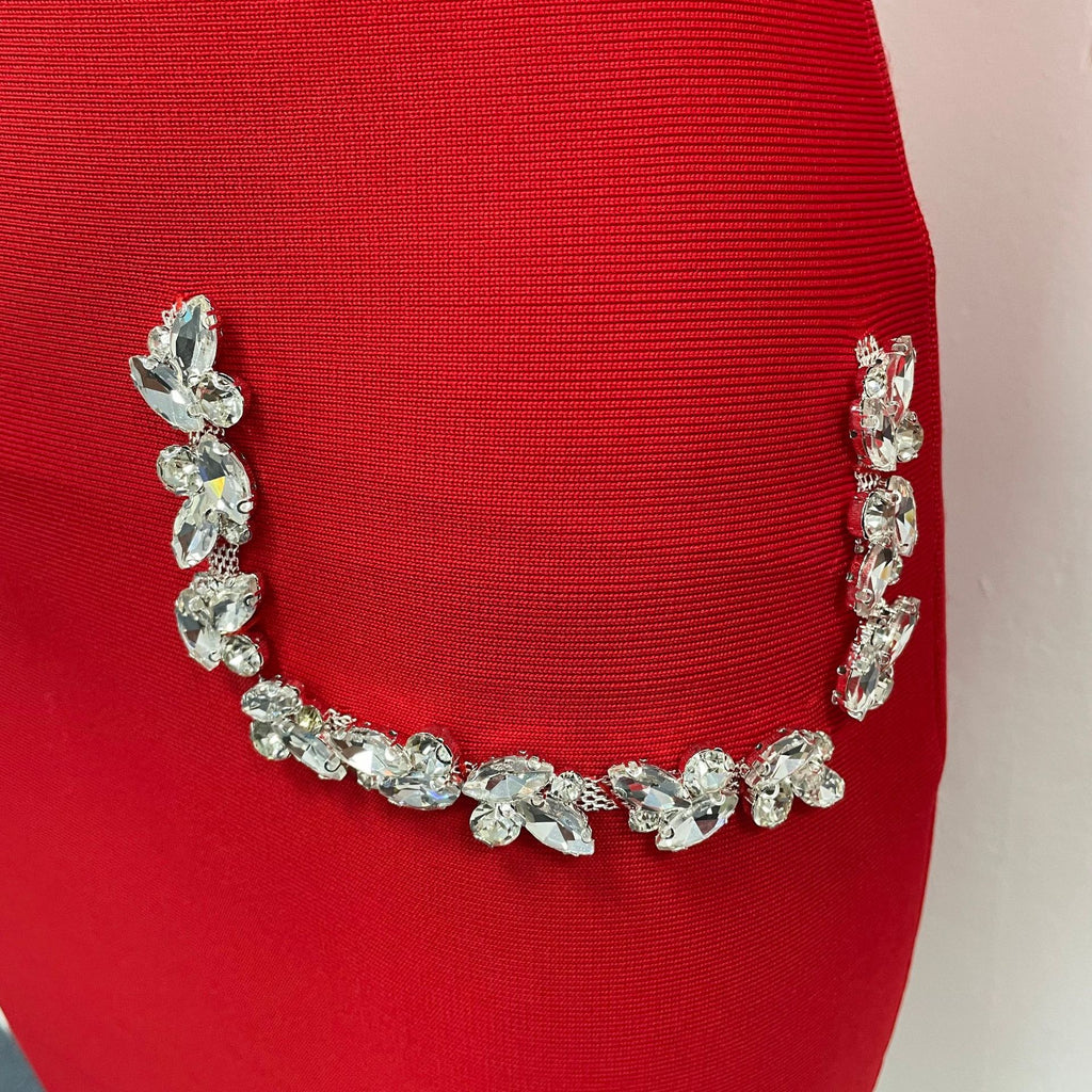 Squared bandage style