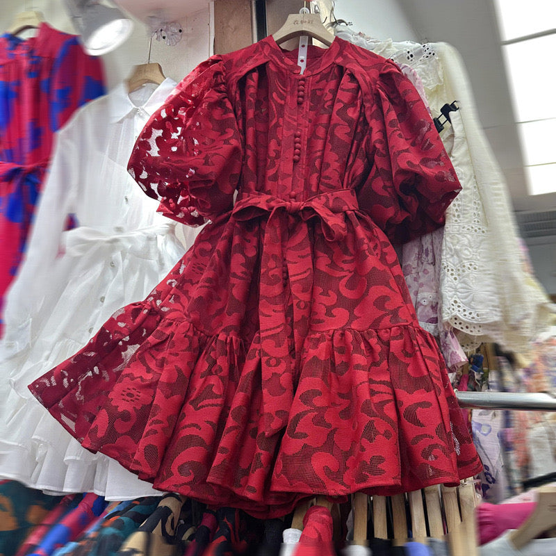 Short loose puff dress