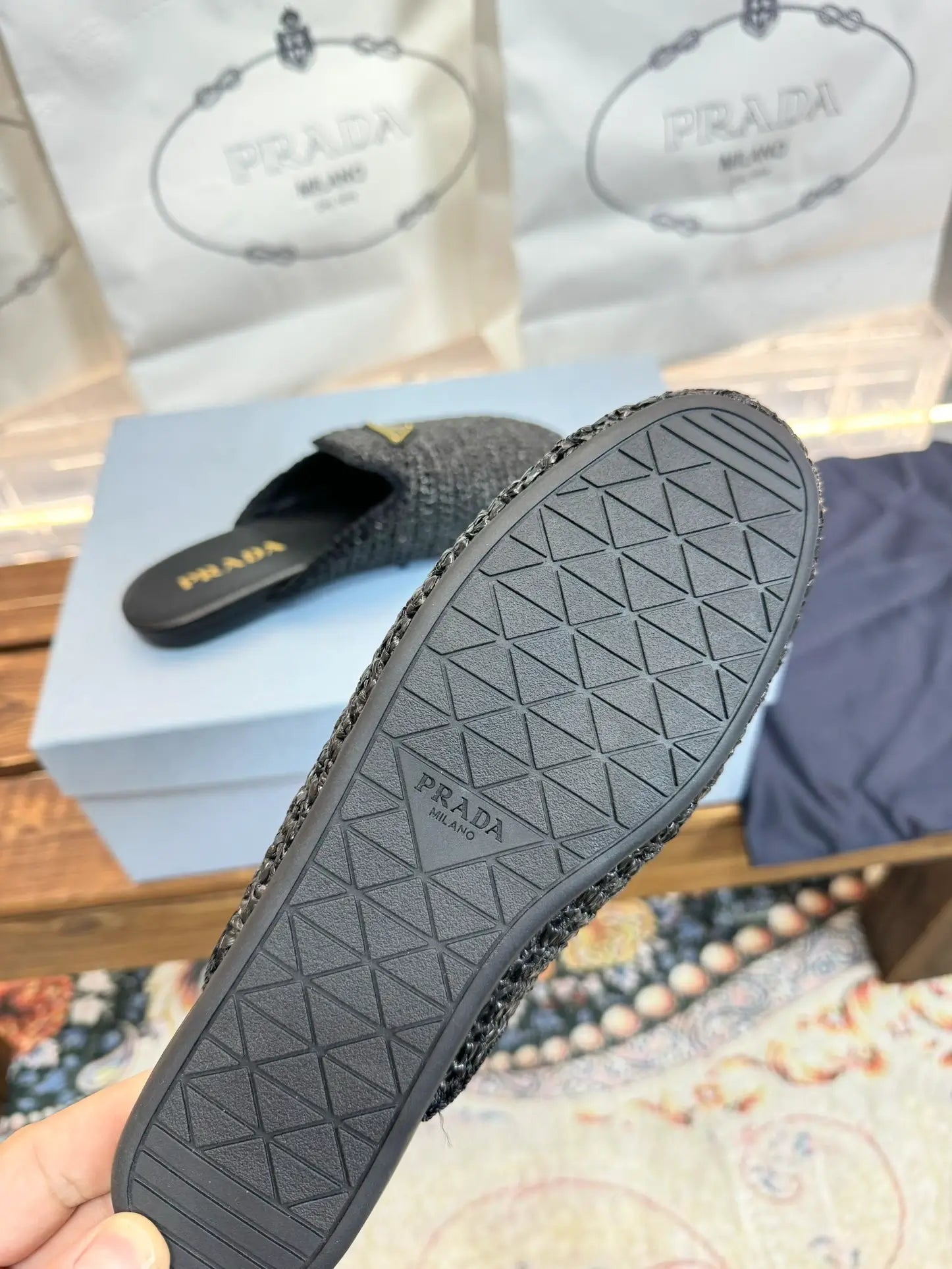 Slippers P*rada
